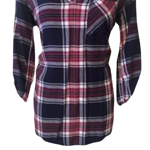 Pink Rose Flannel Top - Picture 2 of 7